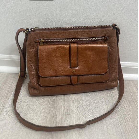 Fossil Leather Crossbody Bag Womens Brown Pebbled Adjustable Strap Zip Pockets - Picture 1 of 12